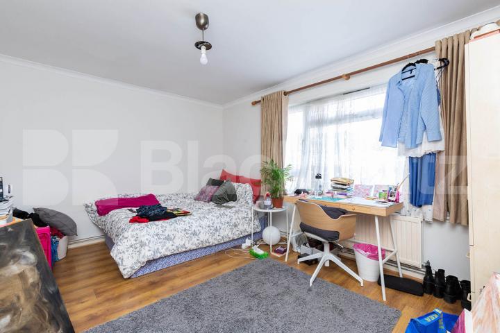 spacious 2 double bedroom 1 bath property close to tube and amenities  Kerwick Close, Caledonian Road / Barnsbury 